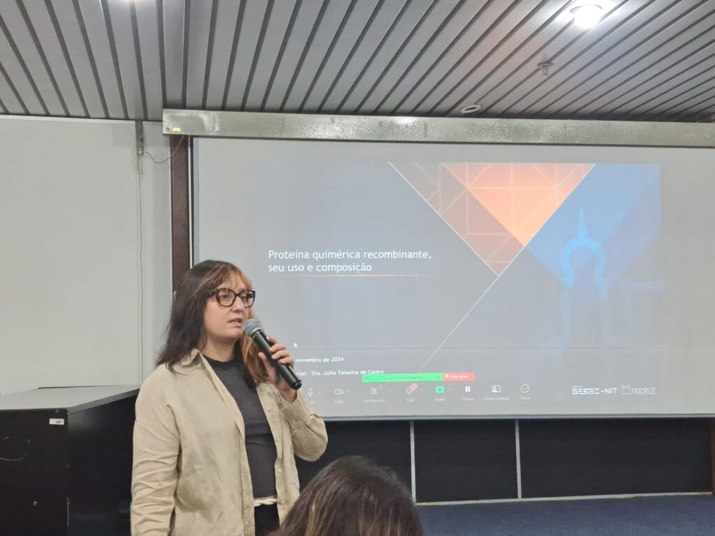 Julia premiação USP