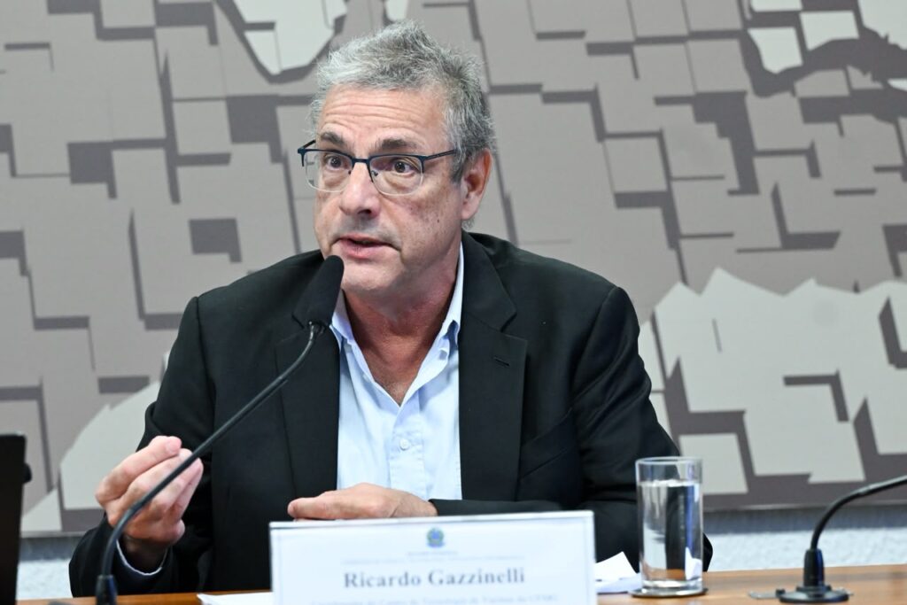 Gazzinelli fala em audiência no Senado sobre a celeridade da SpiN-TEC